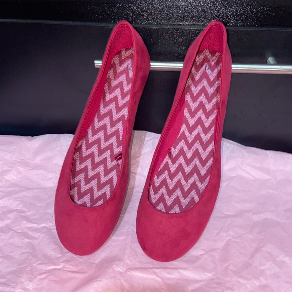 Burgundy flats